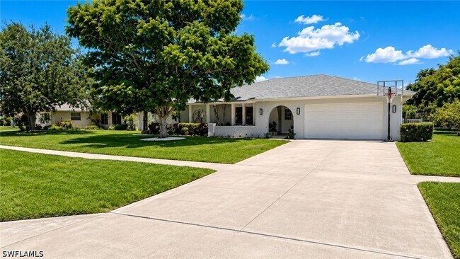 Photo - 1089 Nottingham Dr