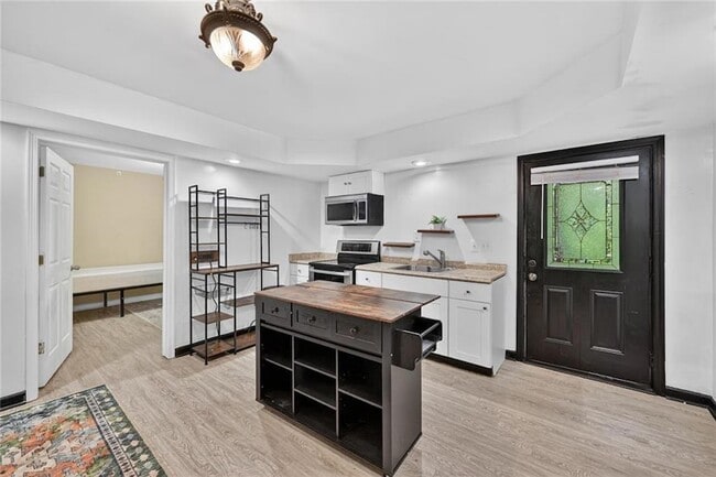 Photo - 2986 Courtland Oaks Trail SW