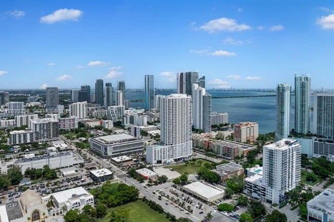 Photo - 2000 Biscayne Blvd Unit 2000 Biscayne Blvd # 1009