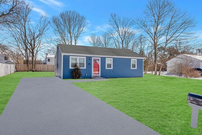 Building Photo - 703 Provost Ave Rental