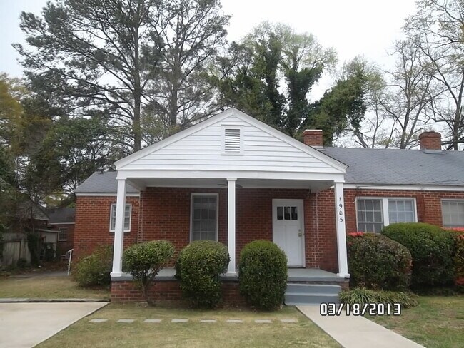 Building Photo - r1905b Unit 1905