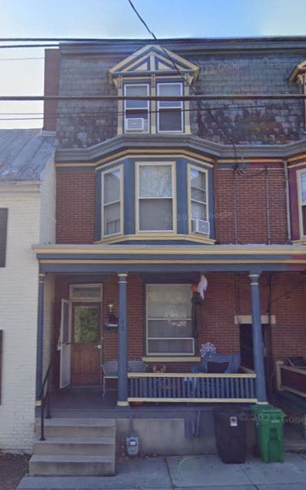 Building Photo - 40 W South St Rental