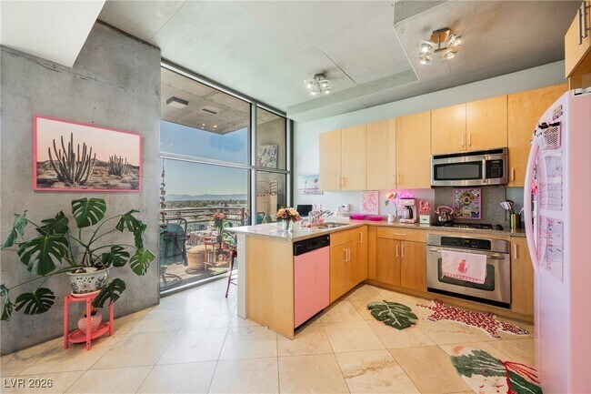 353 E Bonneville Ave Unit 753