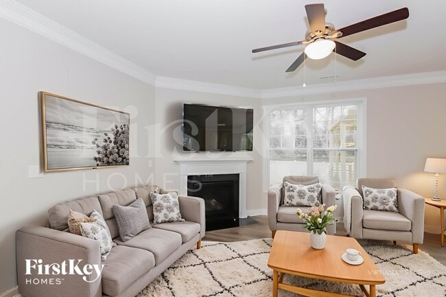 Photo - 117 W Americana Dr