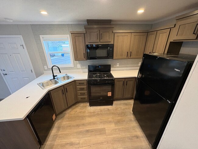 Photo - 8907 Beechwood Dr