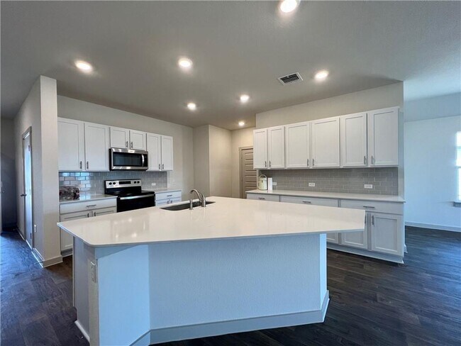 Photo - 116 Krause Spgs Dr