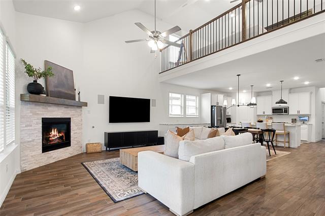 Photo - 1429 Ross Ave