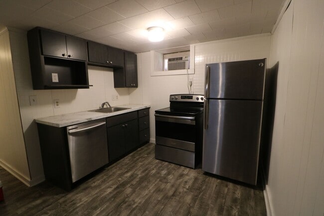 Photo - 1015 Bertrand St Unit 2