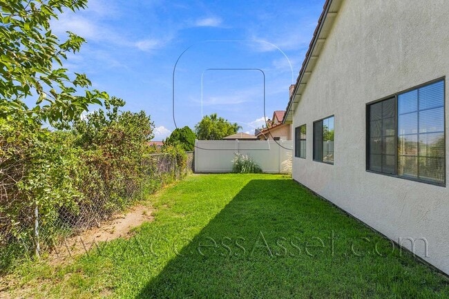 15630 Half Moon Dr