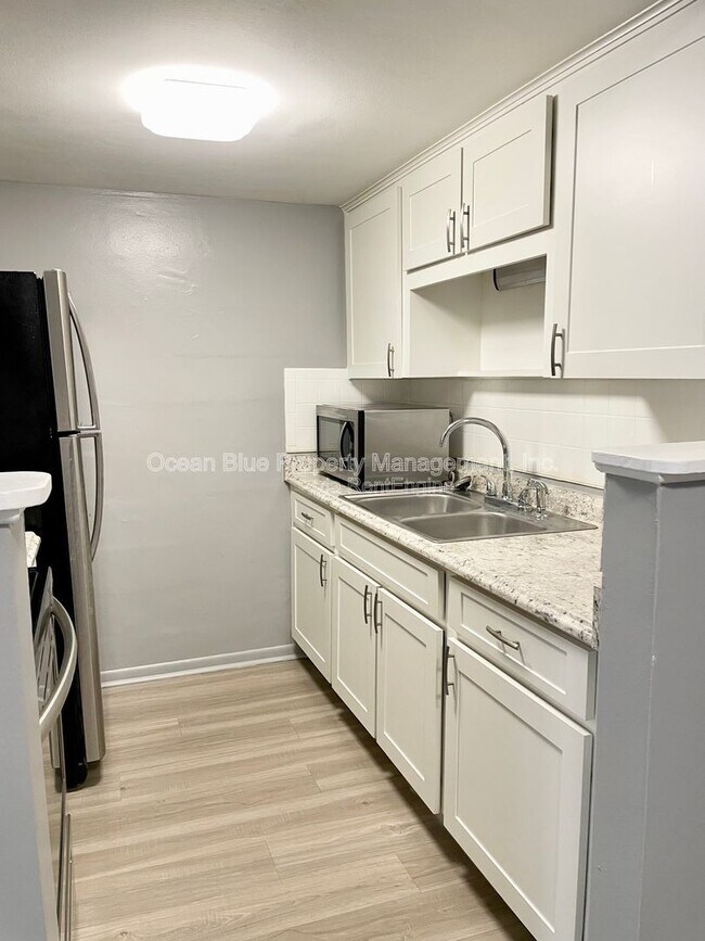 311 S Arcturas Ave Unit 3