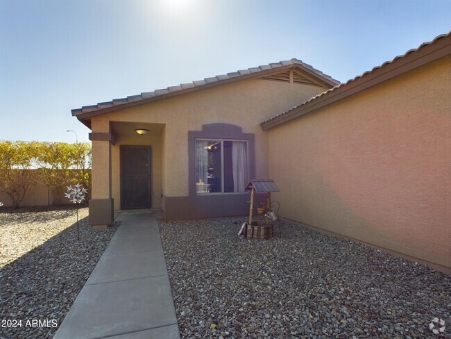 Building Photo - 8735 W Royal Palm Rd Rental
