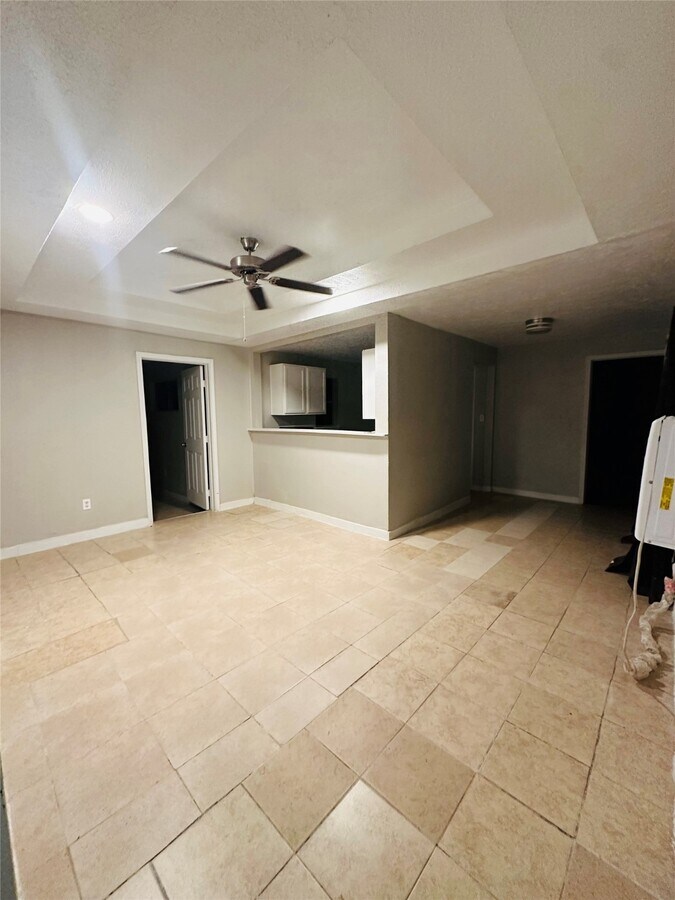 Photo - 4410 Galesburg St