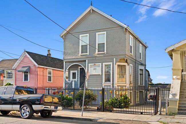 Charming 2 bedroom, 1 bath in Oakland's so... - Charming 2 bedroom, 1 bath in Oakland's so... Apartment Unit #3