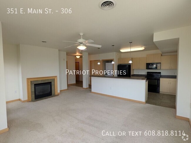 Building Photo - 1 BED / 1 BATH W/FIREPLACE IN DOWNTOWN SUN... Unit 306 Rental