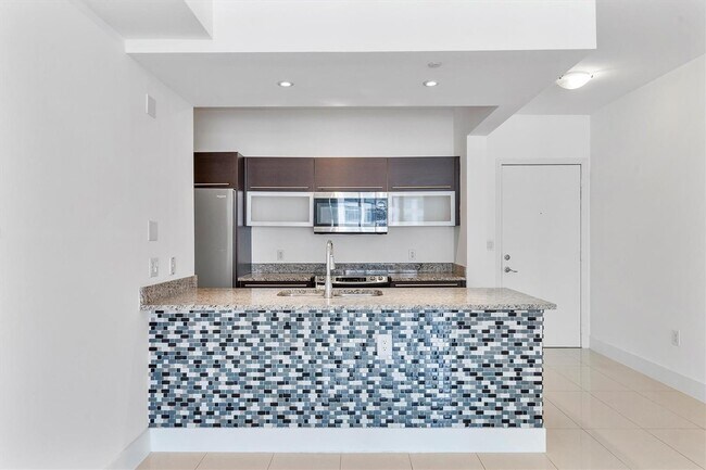 Photo - 951 Brickell Ave Unit 700