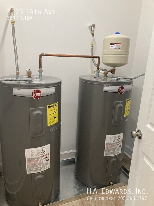 Photo - 1323 14th Ave Casa