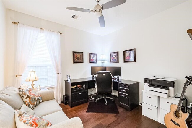 Photo - 1419 Wheatley Hill Ln