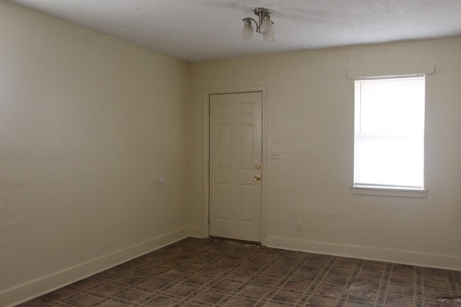 Photo - 3403 Sweetbrier Rd