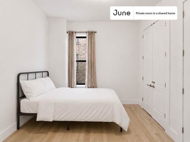 Building Photo - Room in Shared 4 bed/2 bath home in West Harlem