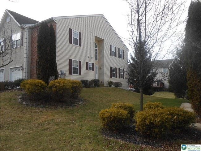 Building Photo - 6814 Hunt Dr Rental
