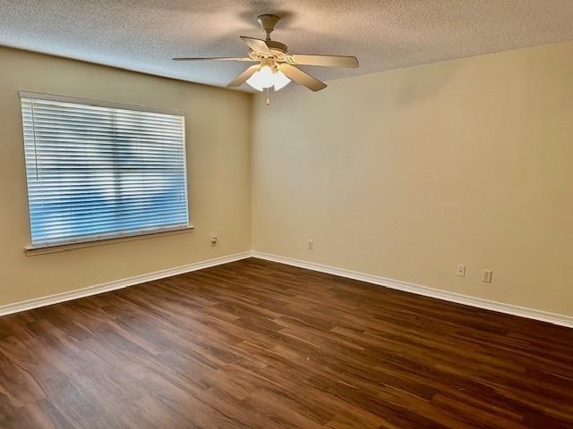 Photo - 3040 Plantation Dr W