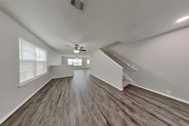 Photo - 14906 Sugarhollow Dr