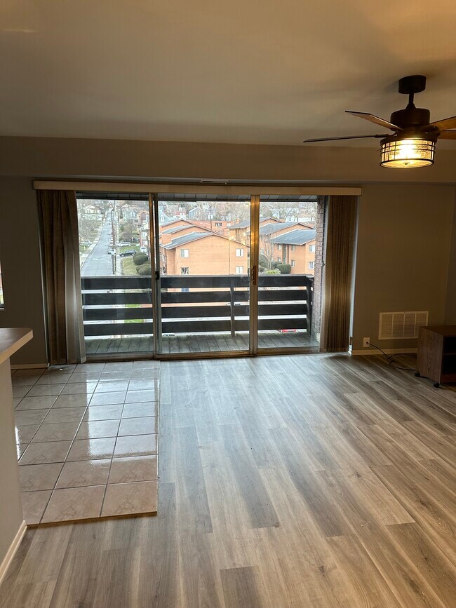 Photo - 8179 Ohio River Blvd Unit 18