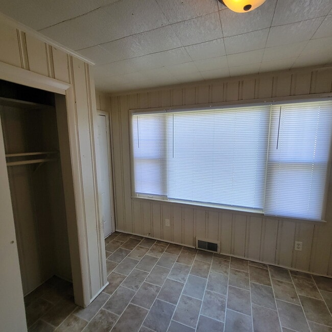 Photo - Cozy east side 3 bedroom!