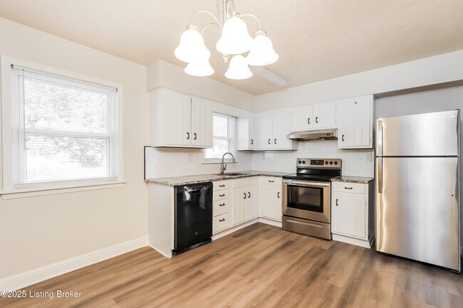 Photo - 4214 St Thomas Ave