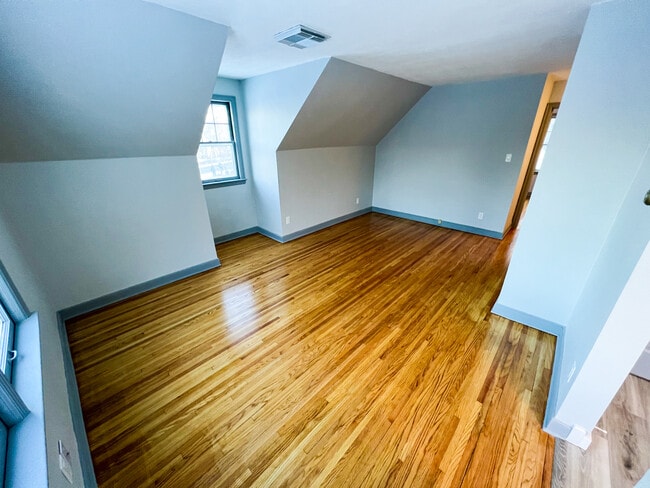 Photo - 1722 Broadway St N Unidad 4