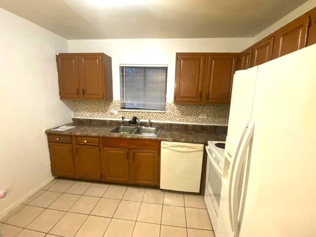 Photo - 4056 Bonhill Dr Unit 2C