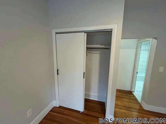 Photo - 1576 Cambridge St Unit 1F