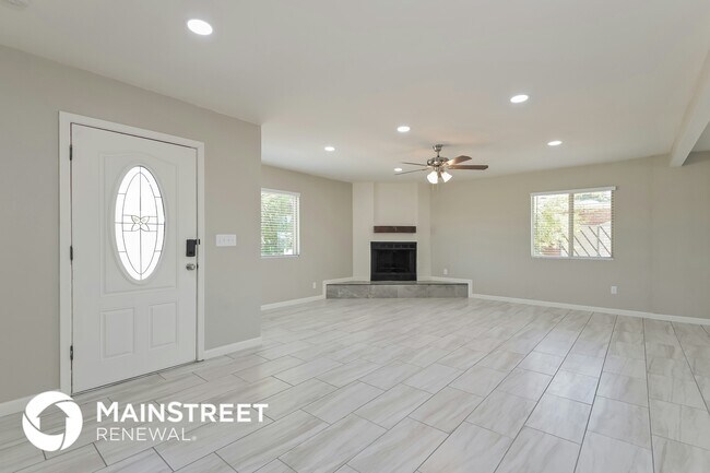 Photo - 3410 S Lakeside Pl