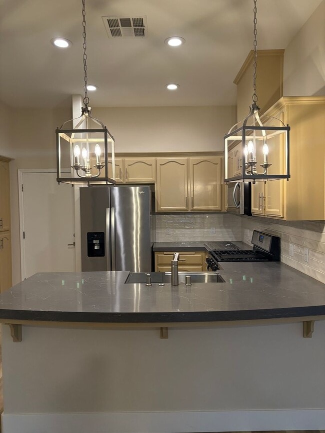 Building Photo - 624 Jasmine Parke Dr Unit 1