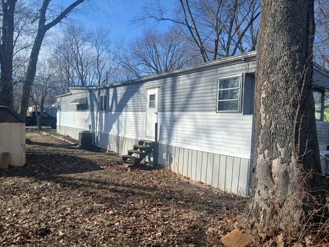 Photo - 11 Camelot Dr