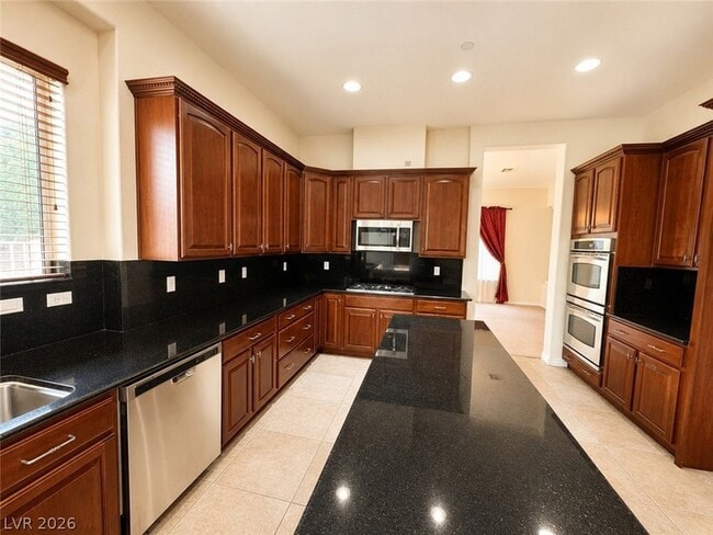 Photo - 9516 Trattoria St