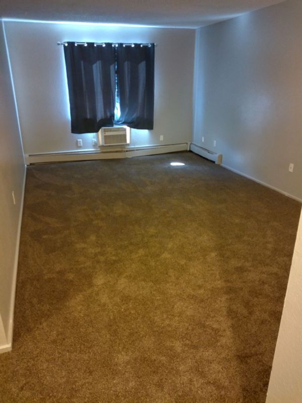 Photo - 1425 N Yosemite St