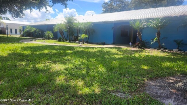 Building Photo - 2205 Knox McRae Dr Unit 6 Rental