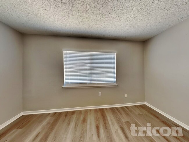 Photo - 16635 Saltgrass St
