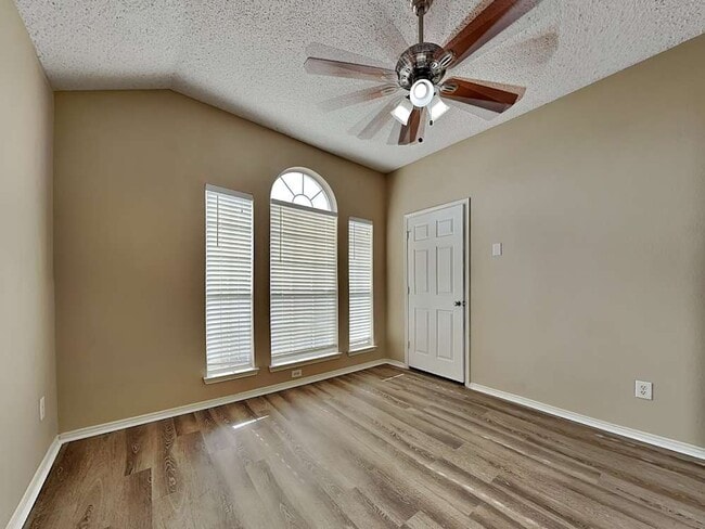 Photo - 2737 Preston Creek