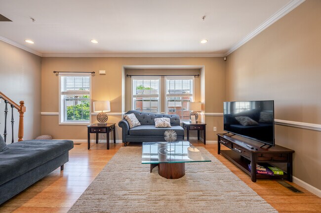 Photo - 5123 D St SE