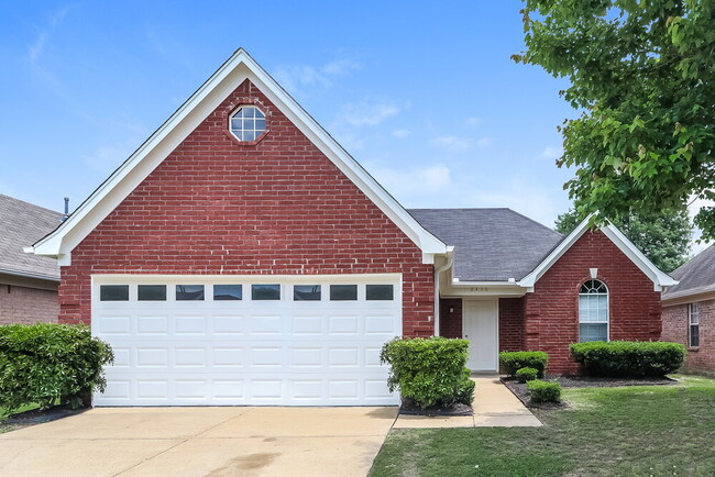 Building Photo - 8456 Cross Point Dr