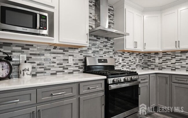 Photo - 303 Chestnut Dr