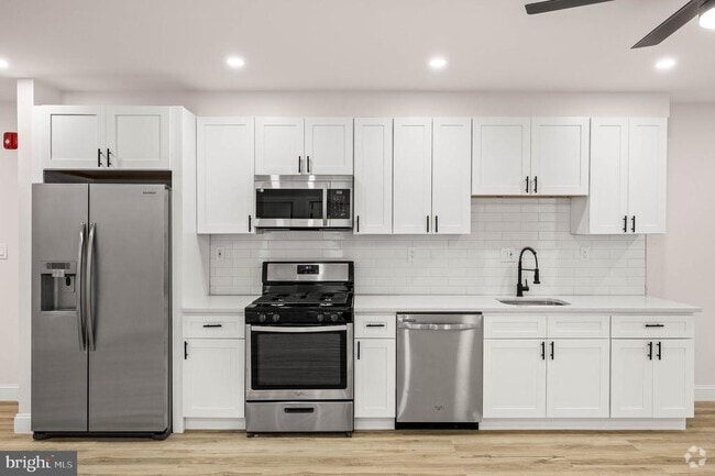 Building Photo - 437-39 W Girard Ave Unit 4 Rental
