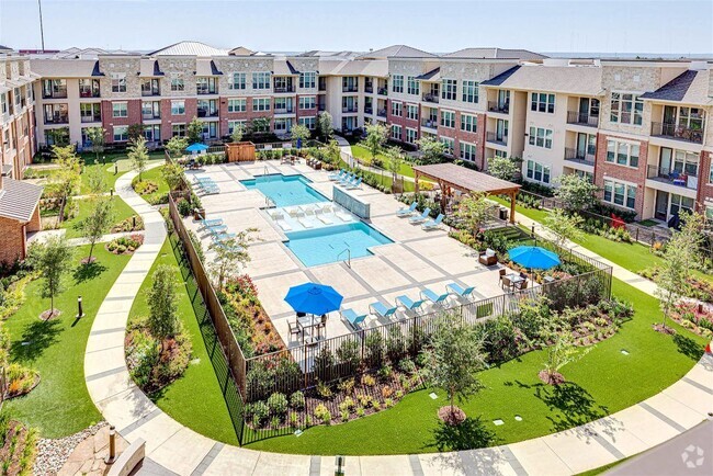 Building Photo - The Quadrangles on Twenty Rental