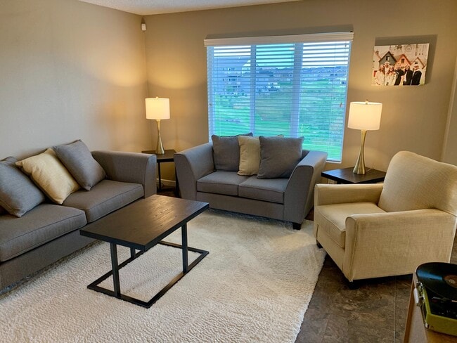 Photo - 3 bedroom 2.5 bath townhome