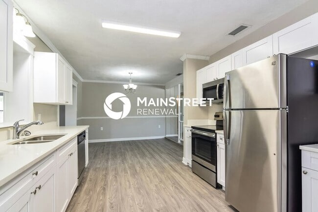Photo - 4 Bedroom Pet-Friendly Home in BRANDON, FL...