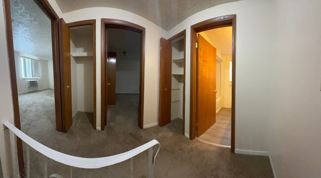 Photo - 4081 Airport Rd