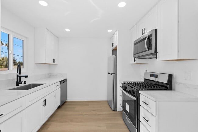 Photo - 4082-4084 Chamoune Unidad 4084 Chamoune  B