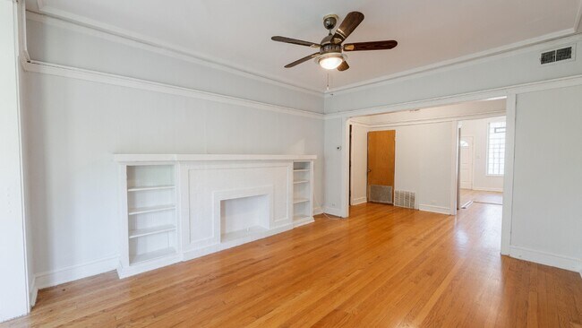 Photo - 1441 W North Shore Ave Unit 1441 W Northshore Ave